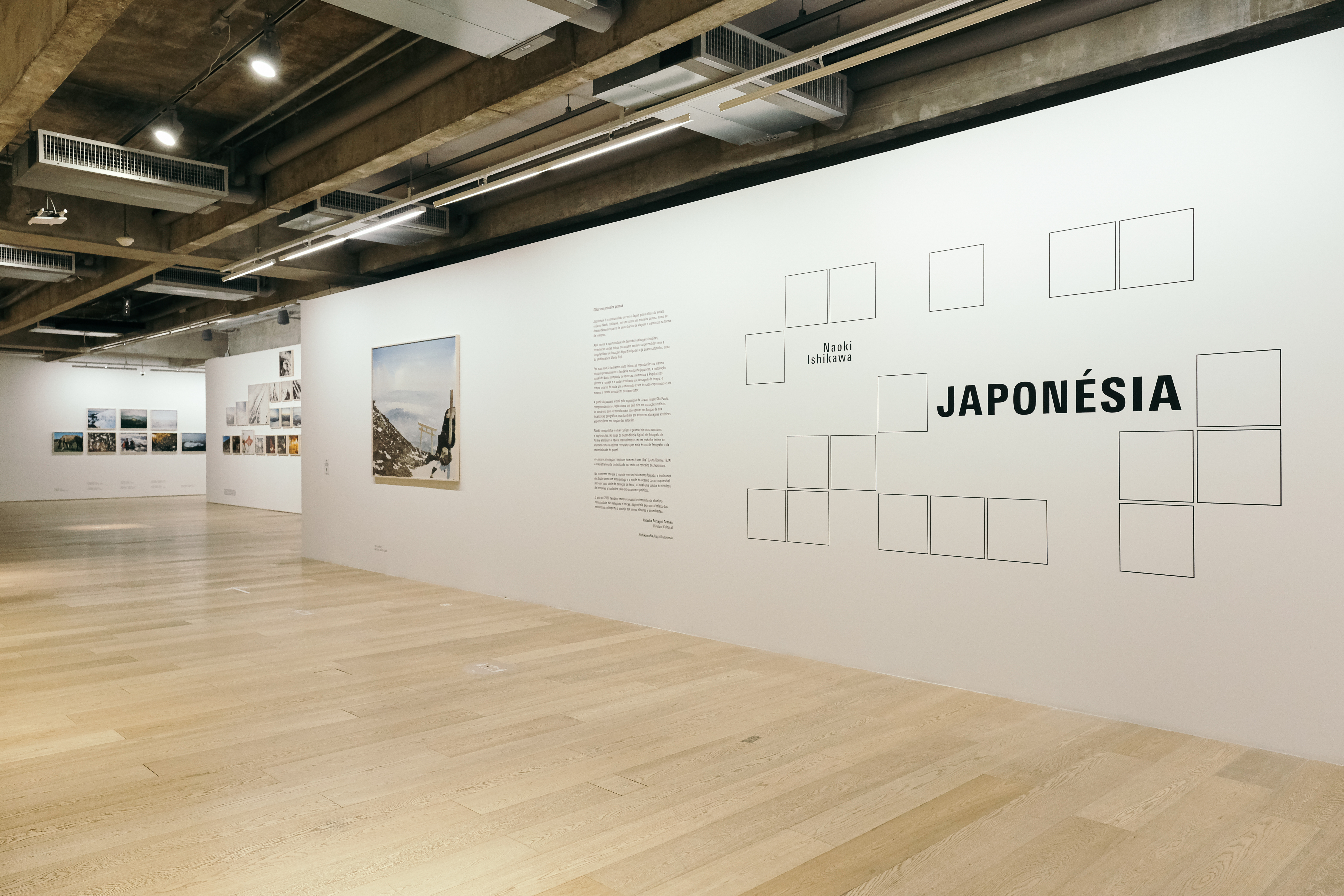 Foto da exposição Japonésia, de Naoki Ishikawa.