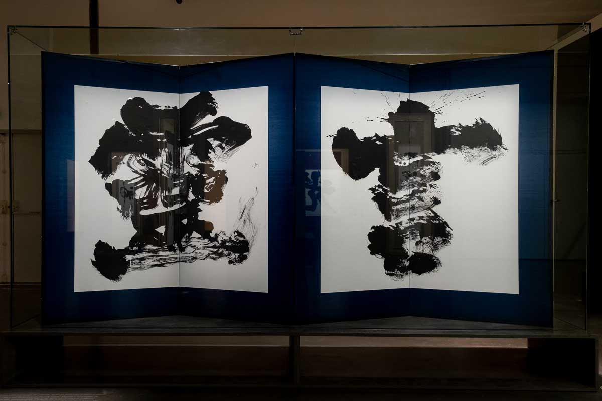 Registro de uma das obras da exposição 'DŌ: O caminho de Shoko Kanazawa'.