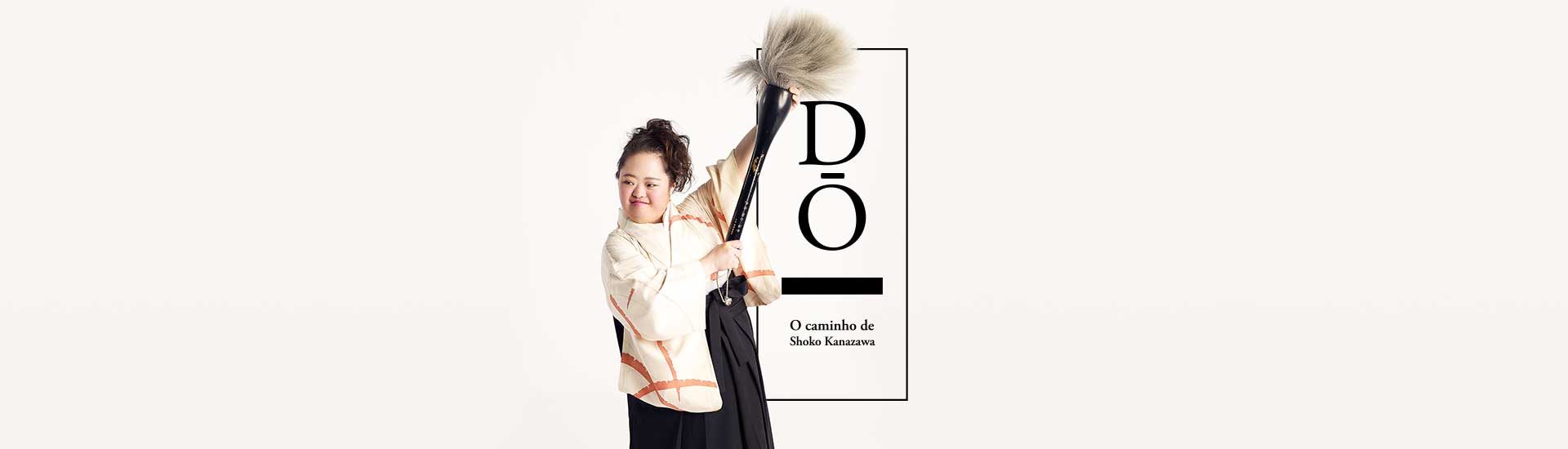 Shoko Kanazawa é uma especialista em Shodō, a arte da caligrafia japonesa