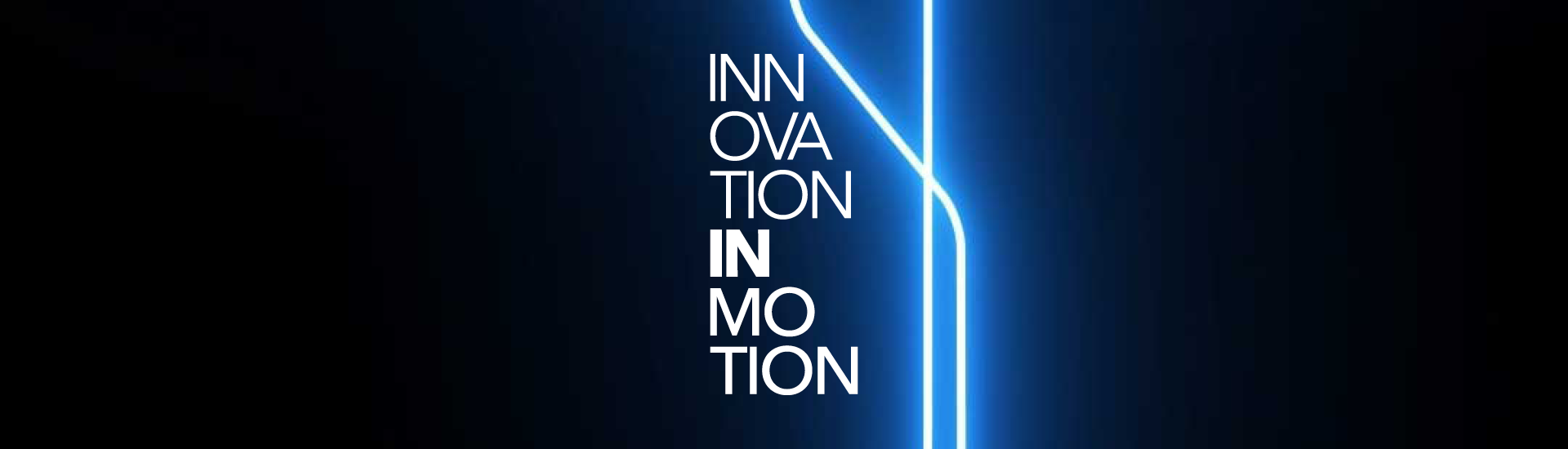 Banner da exposição Innovation in Motion
